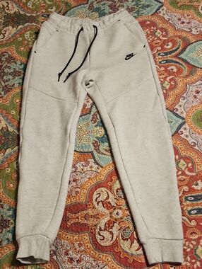 Nike Tech Joggers Birch Heather EUC Size Small
